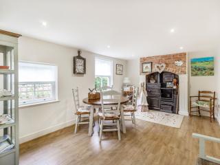 Magnolia Cottage - Barton - 4