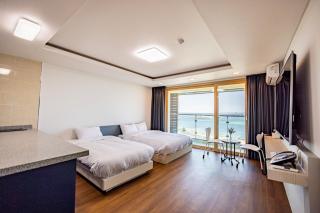 Jeju Arumdaun Resort - Seogwipo - 6