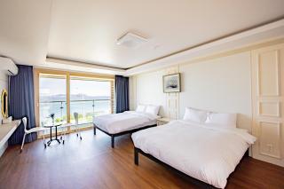 Jeju Arumdaun Resort - Seogwipo - 2