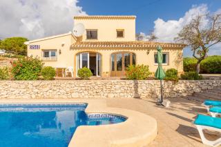 Tranquil Restored Farmhouse - 0