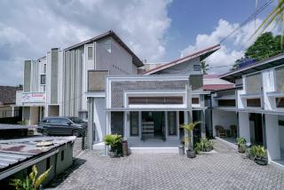 Urbanview Hotel Syariah Ratu Kuring Gisting by RedDoorz - 9