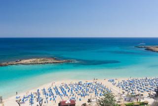Silver Sands Beach Hotel - 2