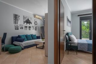 Kosmos Service Apartment City Center 2 With Additional Cost Parking - Salonicco - 8