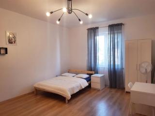 Stacyjna 2 - Free Parking - 2