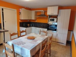 Rural and family lodging - Onhaye - 2