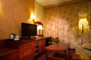 HP Park Plaza - 9