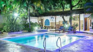 Hotel Santorini Express y Cabañas - 1