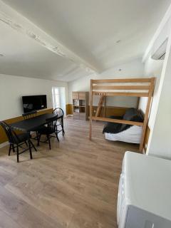 Studio refait à neuf avec cuisine équipée R2 - Blaye - 0
