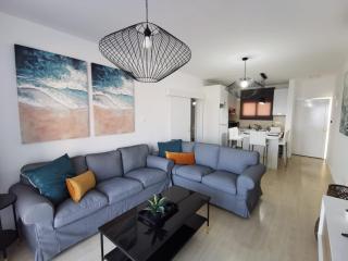 COSea Living: Seaside Two Bedroom Flat in Harbour 106 - 6