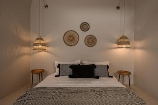 Elements Cave Suites - Megalochori - 1