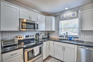 New Smyrna Beach Townhome, Walk to Bay Access! - New Smyrna Beach - 9