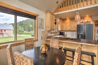 Waterfront Cabin with 2 Boat Docks and Mtn Views! - Saint Maries - 6