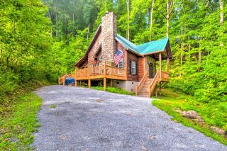 3 Mi to Museums Smoky Mountains Cabin with Deck - Hayesville - 8