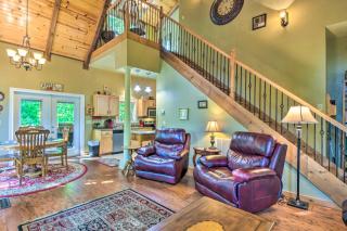 3 Mi to Museums Smoky Mountains Cabin with Deck - Hayesville - 7