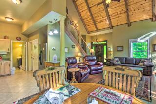 3 Mi to Museums Smoky Mountains Cabin with Deck - Hayesville - 4