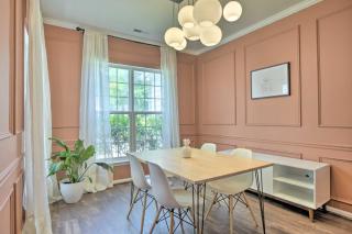 Modern Durham Retreat with Private Yard and Patio - Durham - 0