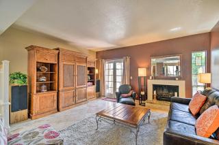 Golf Course Views, Hot Tub Access Phoenix Home! - Phoenix - 6