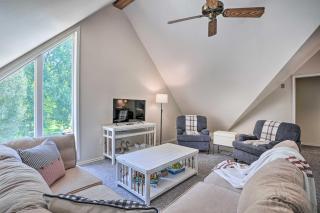 Spacious, Lakefront Home with Private Dock! - Hollister - 4
