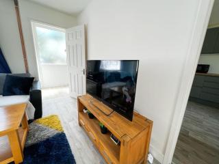 Starview Apartment - Hawthorne - 3