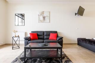 Gray d'Albion 1D2 YourHostHelper - 3