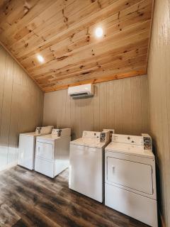 Cabin #8 Studio With Kitchenette - Hartwell - 1
