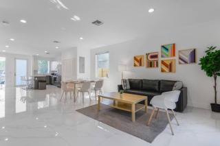 Wonderful 3 bedrooms house, Spacious&Bright - Miami - 8
