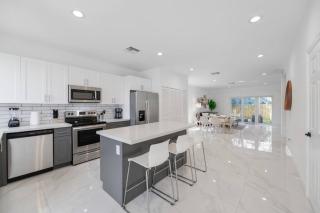 Wonderful 3 bedrooms house, Spacious&Bright - Miami - 2