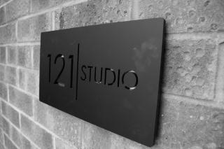 121 Studio - Central Studio Apartment, Terrace & Full Kitchen - Airport & Train Shuttle - Bishops Stortford - 3