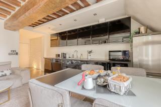 Large and Modern 1Brd Flat at Lovely Saint Germain - París - 2