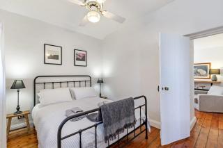 Pea Soup Cottage - 1