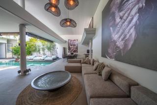 Villa Wiraja 2 - Classy 4 bdr villa in the heart for Canggu - Canggu - 4