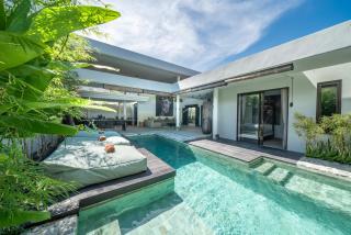 Villa Wiraja 2 - Classy 4 bdr villa in the heart for Canggu - Canggu - 0