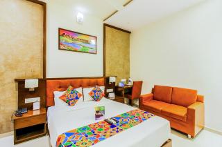 FabHotel Empire Suite - Nr Mumbai International Airport - Mumbai - 9