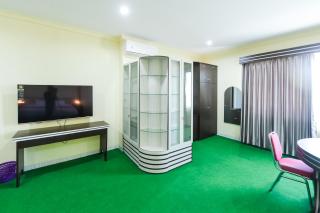 RedDoorz at Brother Homestay Kupang - Kupang - 2