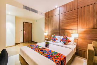 FabHotel RK International - Nr Mumbai International Airport - Mumbai - 1
