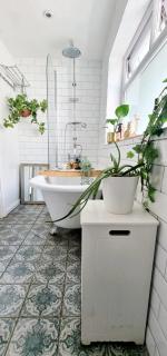 Stylish 3 Bedroom Townhouse in Brockley with Large Garden - Londra - 4