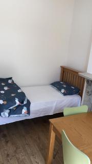 Burney Tomar House - Croydon - 3