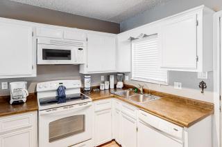 Las Palmas Condominiums #10 - 7