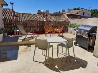Maison intra muros, terrasses avec vue jaccuzzi et garage - Avignon - 8