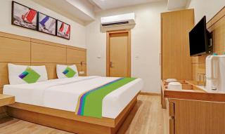 Treebo Galaxy Rooms - 1