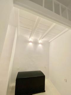 Narkissos, 19th Century Cycladic Stone House - Pera Gyalos - 1