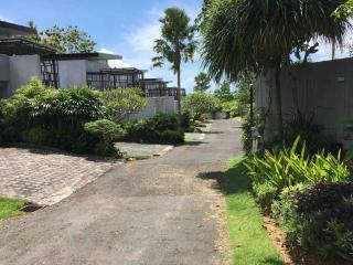 Modern Balinese Villa with Scenic View - 7