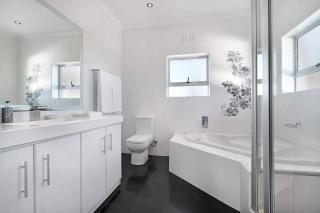 Prestigious Guest Villa - 7