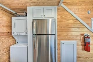 Lakeside Tiny Home Retreat with Pool and Hot Tub - Morganton - 1