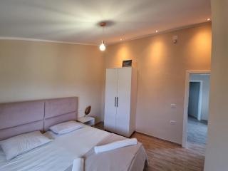 Ballkan B&B 1 - Shkodër - 0