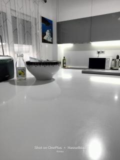 Modern-Lux Central 1 Bedroom Condo - Atene - 8