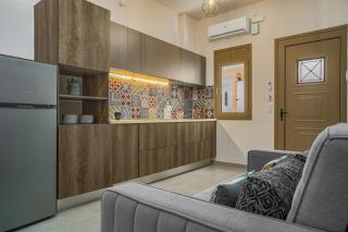 Andy's & Hari's Elegant Town Studios - Zakynthos - 3