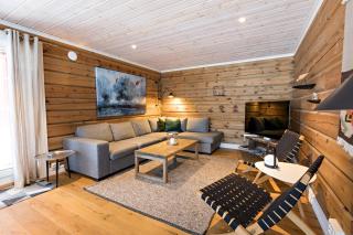 Lake View Apartment 4 bedrooms and 2 bathrooms - Sykkylven - 0