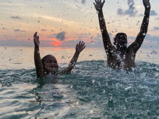 Secret Beach Bungalows - 9