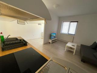 Chill House - Deva - 2